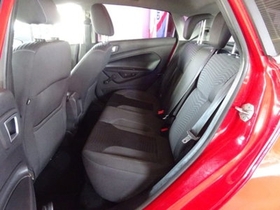 Ford Fiesta 1.5 TDCi 75CV 5 porte Titanium (9)