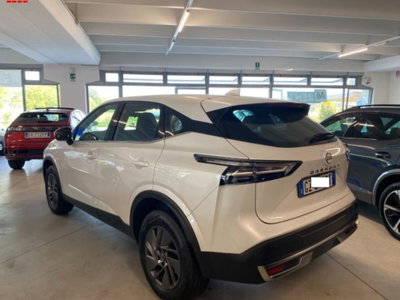 Nissan Qashqai 1.3 mhev Acenta 2wd 140cv (2)