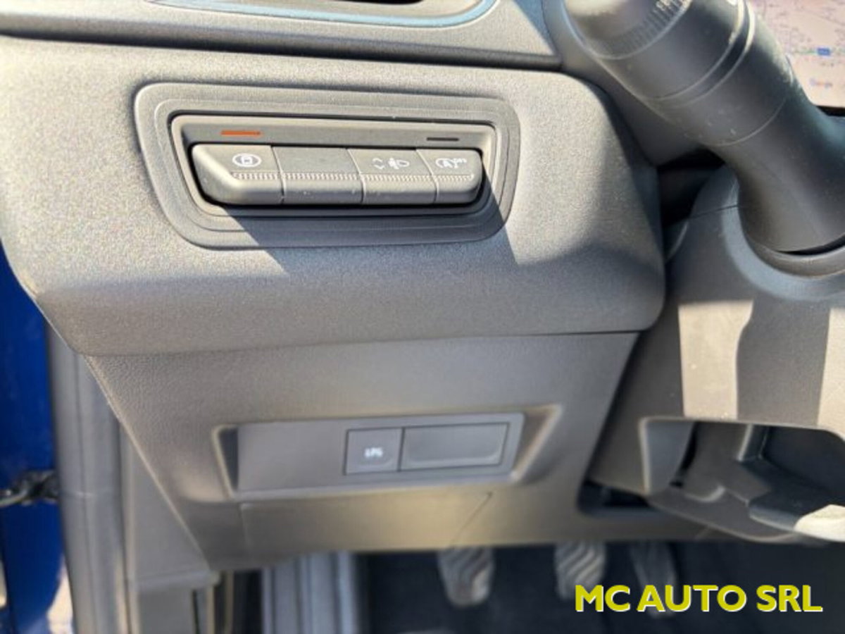 Renault Captur 1.0 eco-g Techno 100cv (15)
