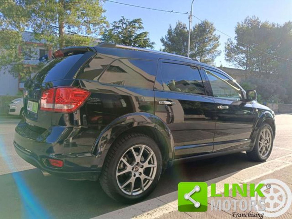 Fiat Freemont 2.0 Multijet 170 CV Black Code (20)