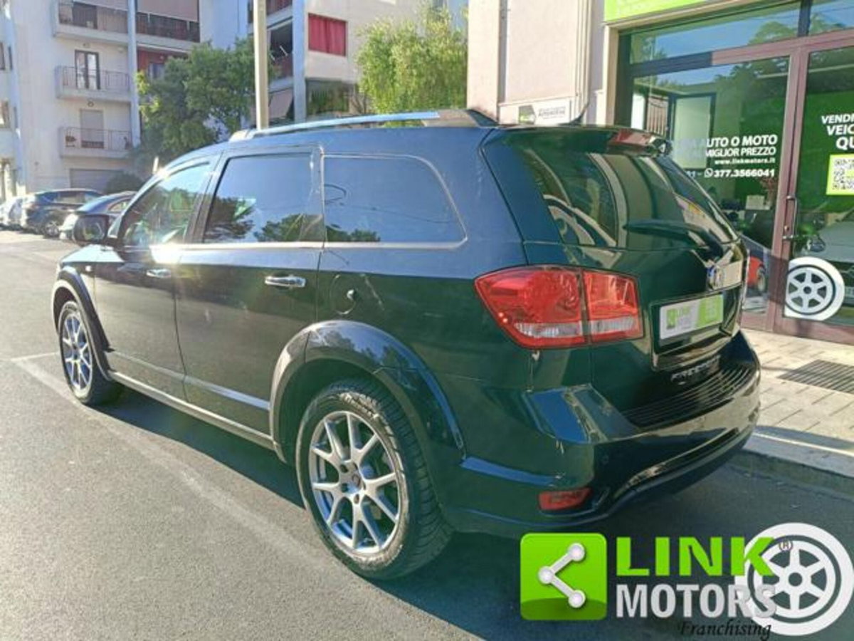 Fiat Freemont 2.0 Multijet 170 CV Black Code (3)
