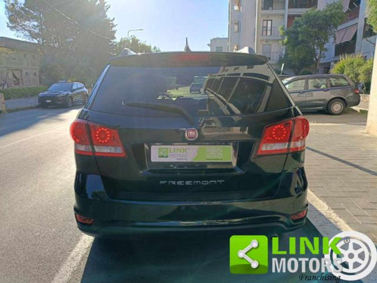 Fiat Freemont 2.0 Multijet 170 CV Black Code (8)