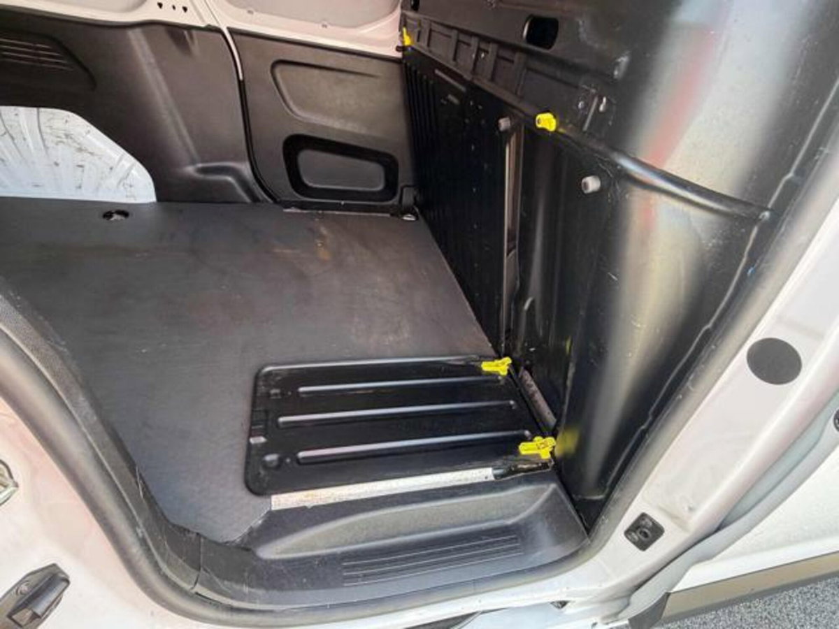 Toyota Proace City City 1.5D 130 CV S&S PL 4p. Comfort (12)