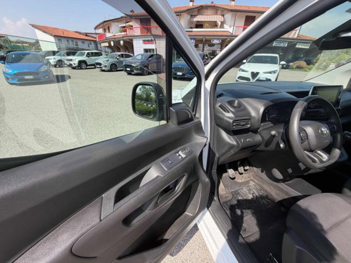 Toyota Proace City City 1.5D 130 CV S&S PL 4p. Comfort (18)