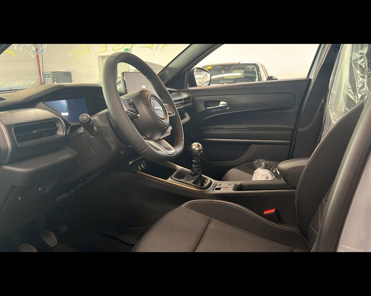 Jeep Avenger 1.2 turbo Altitude fwd 100cv (11)
