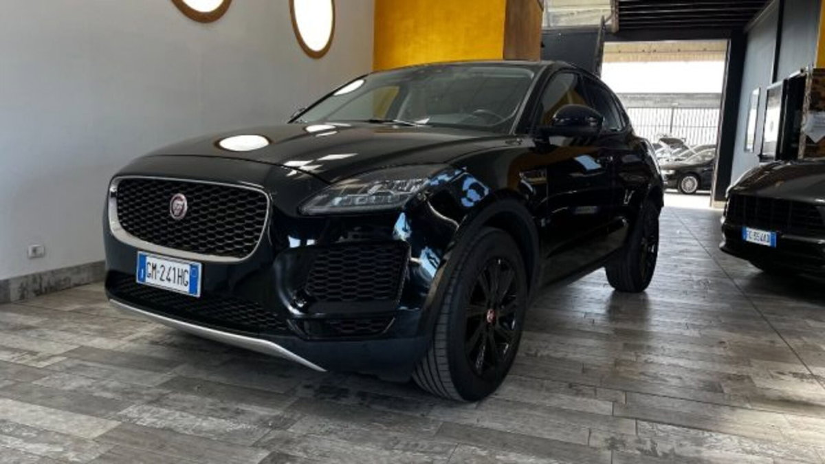 Jaguar E-Pace 2.0D 150 CV AWD aut. R-Dynamic