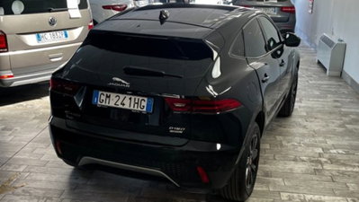 Jaguar E-Pace 2.0D 150 CV AWD aut. R-Dynamic (5)