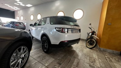 Land Rover Discovery Sport 2.0 eD4 150 CV 2WD SE (4)