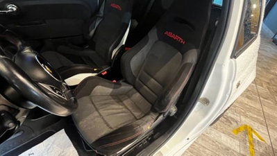 Abarth 595 595 1.4 Turbo T-Jet 165 CV (10)