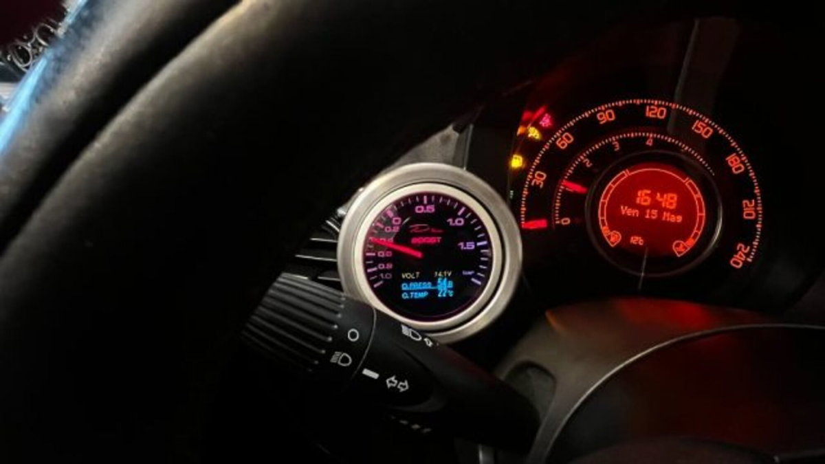 Abarth 595 595 1.4 Turbo T-Jet 165 CV (15)