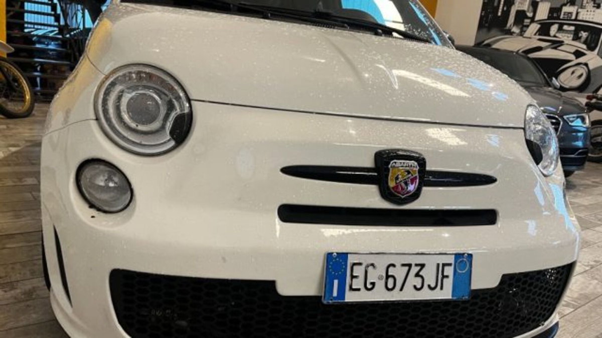 Abarth 595 595 1.4 Turbo T-Jet 165 CV (2)