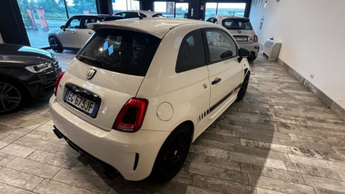 Abarth 595 595 1.4 Turbo T-Jet 165 CV (7)