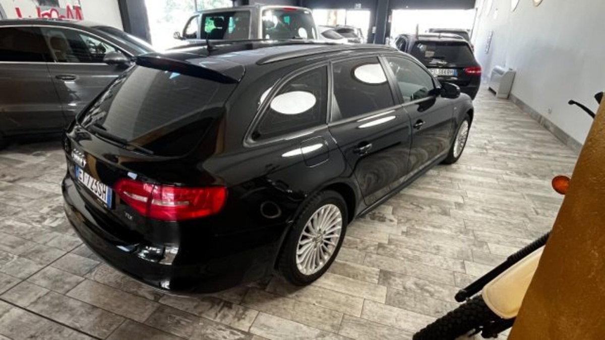 Audi A4 Avant 2.0 TDI 150 CV multitronic (5)