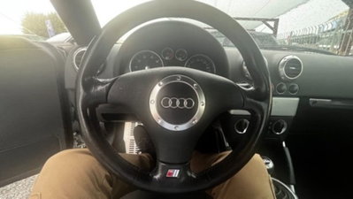 Audi TT Coupé 1.8 T 20V 179 CV cat (12)