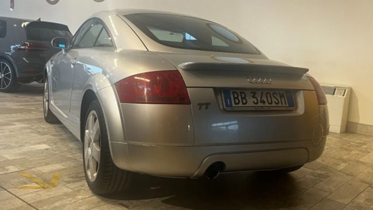 Audi TT Coupé 1.8 T 20V 179 CV cat (4)