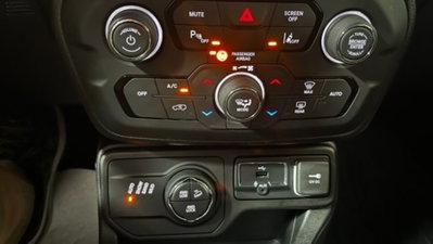 Jeep Renegade 2.0 Mjt 140CV 4WD Active Drive Low Limited (13)