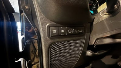 Jeep Wrangler 2.8 CRD DPF Sahara Auto (14)