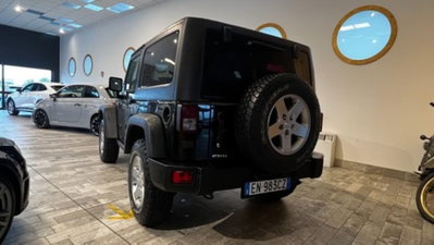 Jeep Wrangler 2.8 CRD DPF Sahara Auto (4)