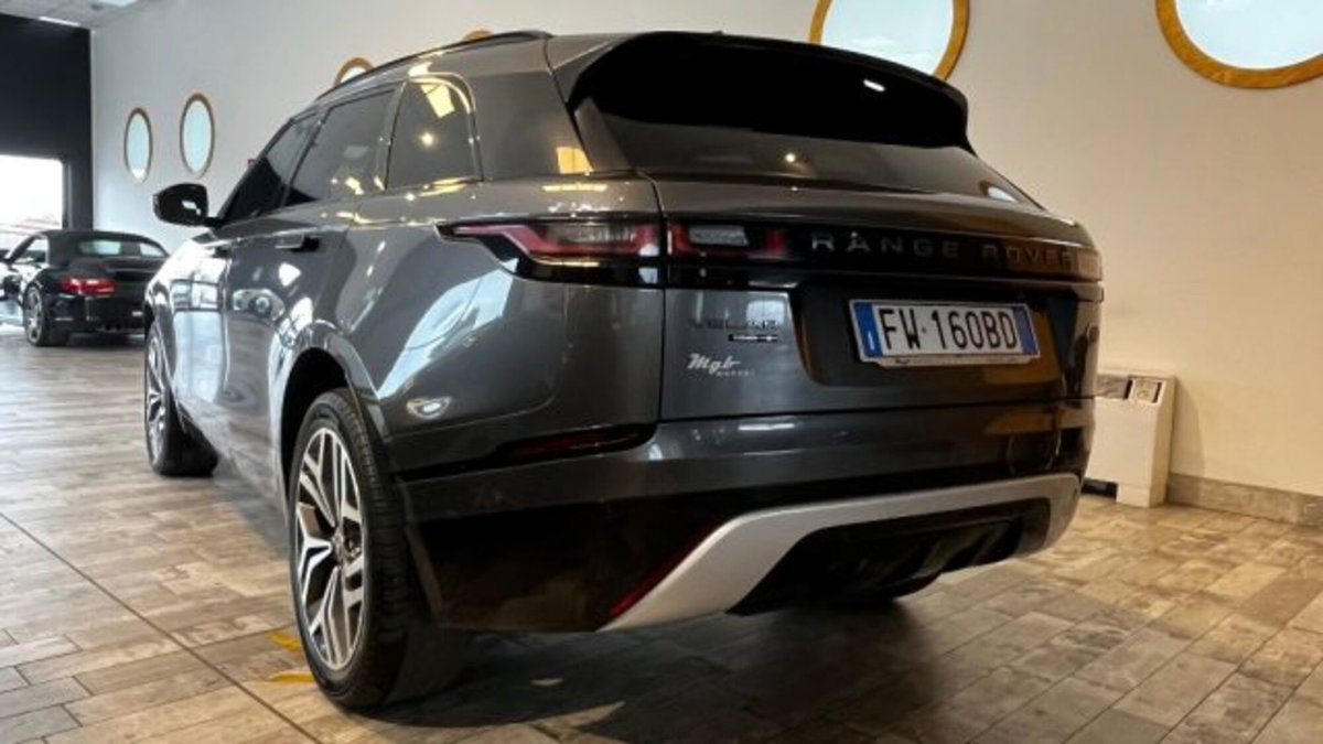 Land Rover Range Rover Velar 2.0D I4 240 CV R-Dynamic SE (3)