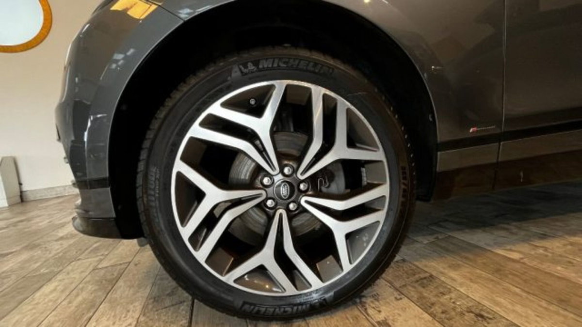 Land Rover Range Rover Velar 2.0D I4 240 CV R-Dynamic SE (8)