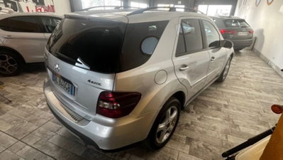 Mercedes-Benz Classe ML 320 CDI Sport (5)