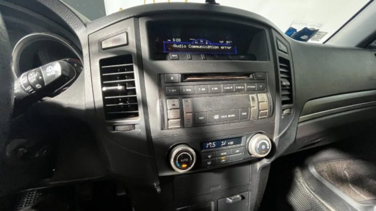 Mitsubishi Pajero 3.2 DI-D 16V aut. 3p. Instyle DPF (14)