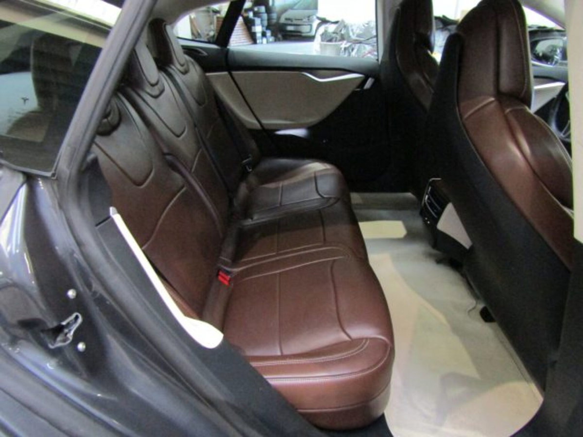 Tesla Model S Model S 100kWh All-Wheel Drive (13)