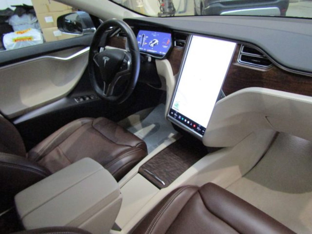 Tesla Model S Model S 100kWh All-Wheel Drive (16)