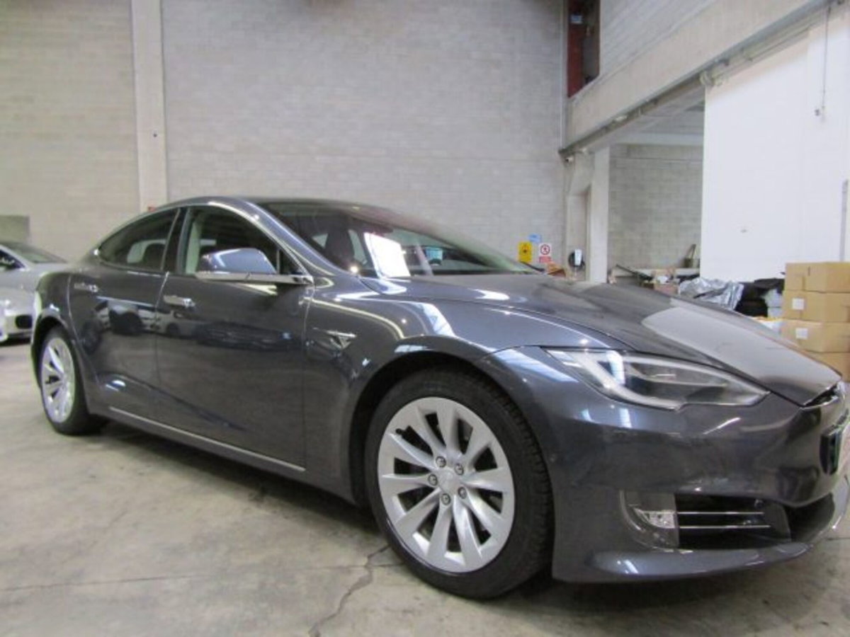 Tesla Model S Model S 100kWh All-Wheel Drive (3)