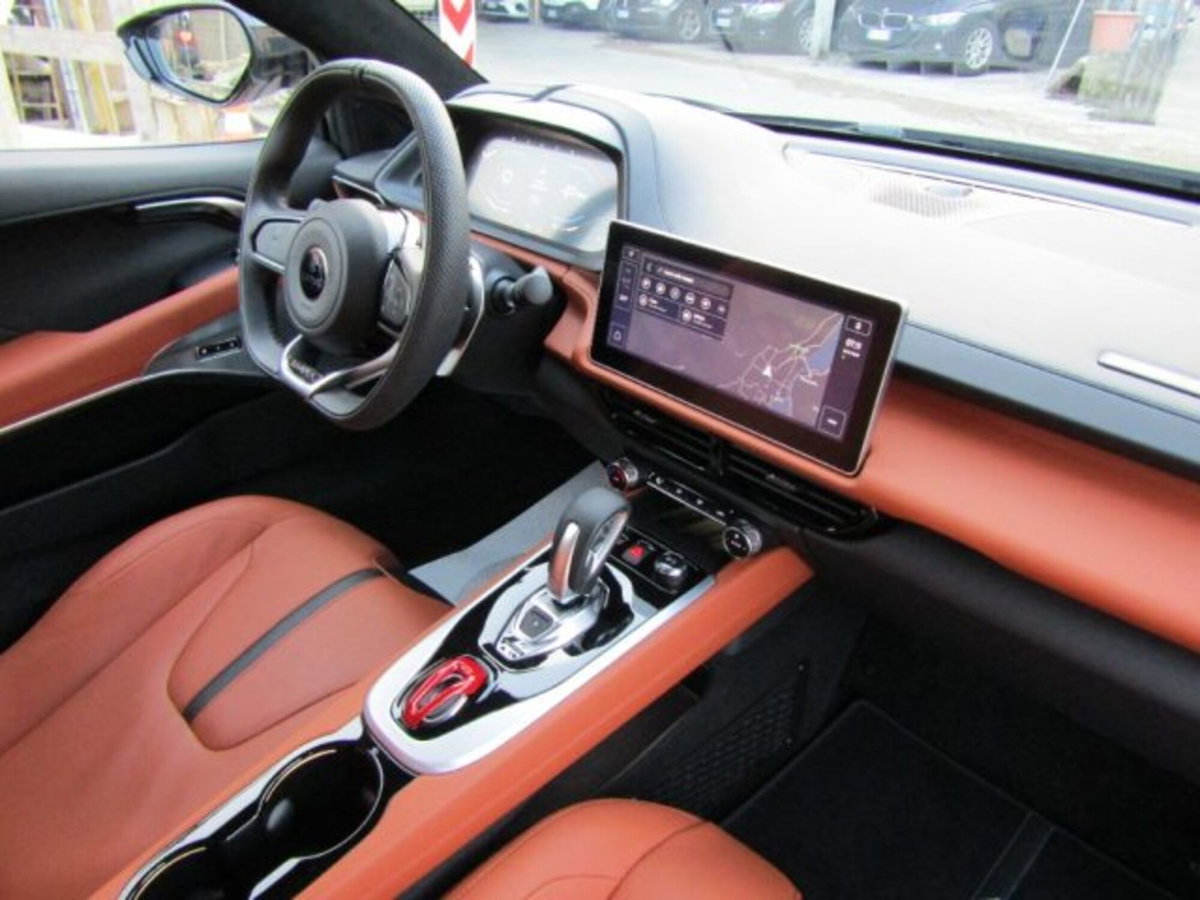 Lotus Emira 2.0 turbo 365cv dct (16)