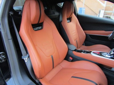 Lotus Emira 2.0 turbo 365cv dct (19)