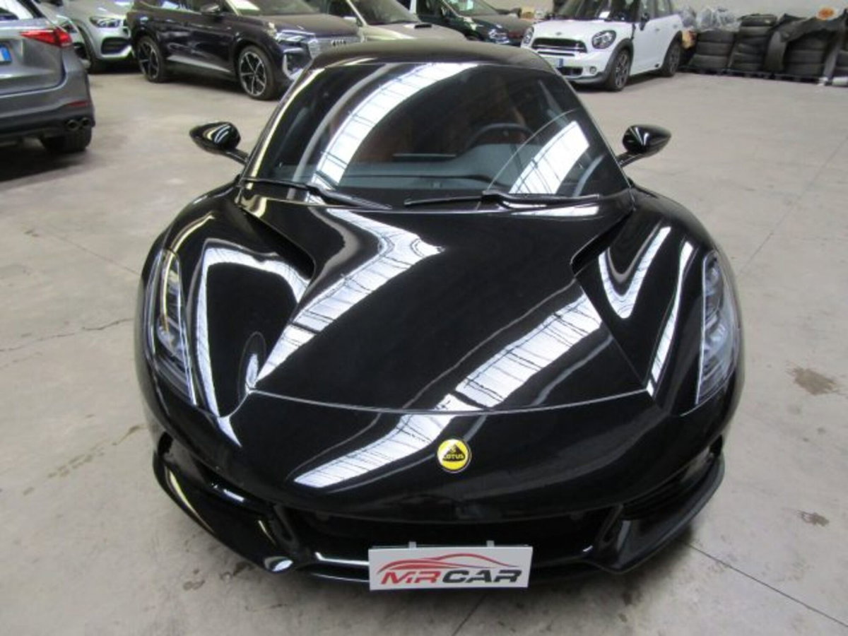 Lotus Emira 2.0 turbo 365cv dct (2)