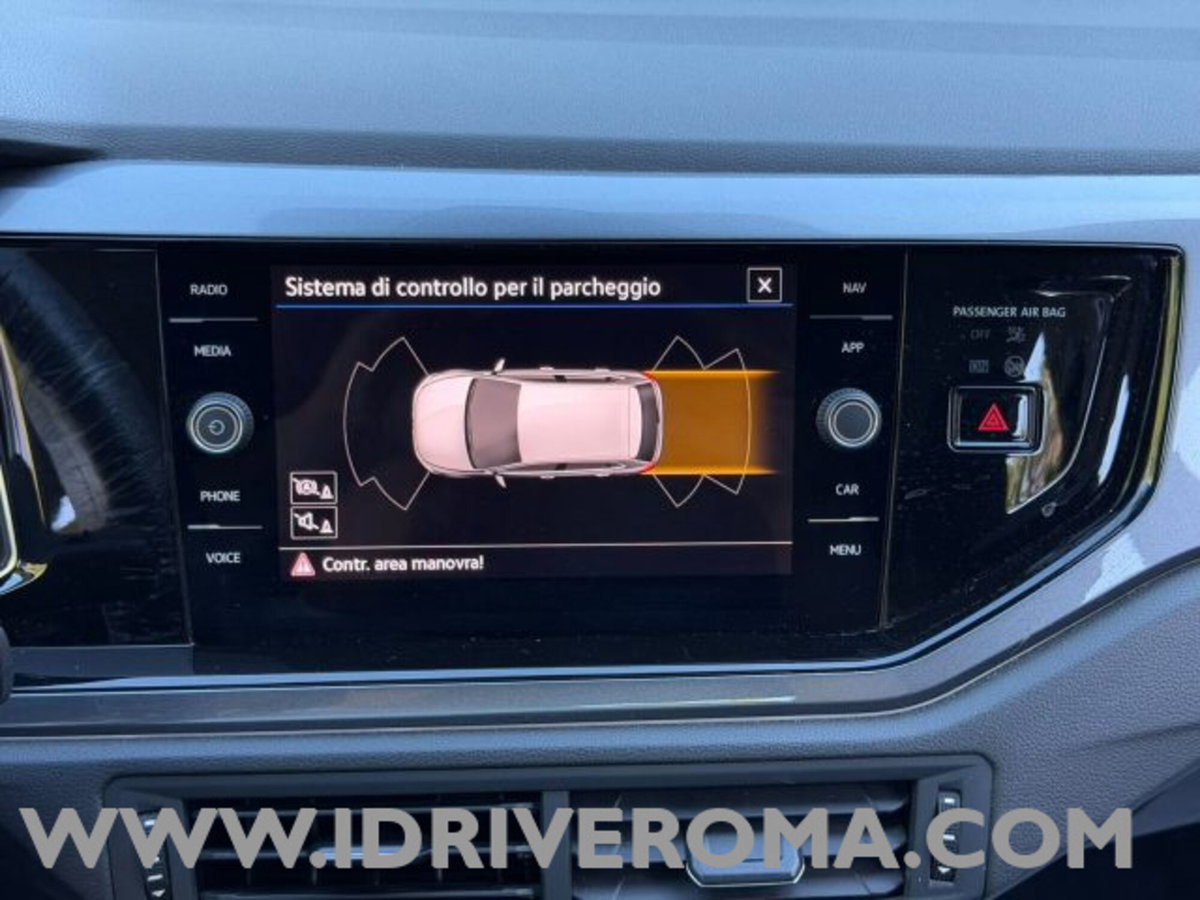 Volkswagen Polo 1.0 tsi Style 95cv dsg (17)