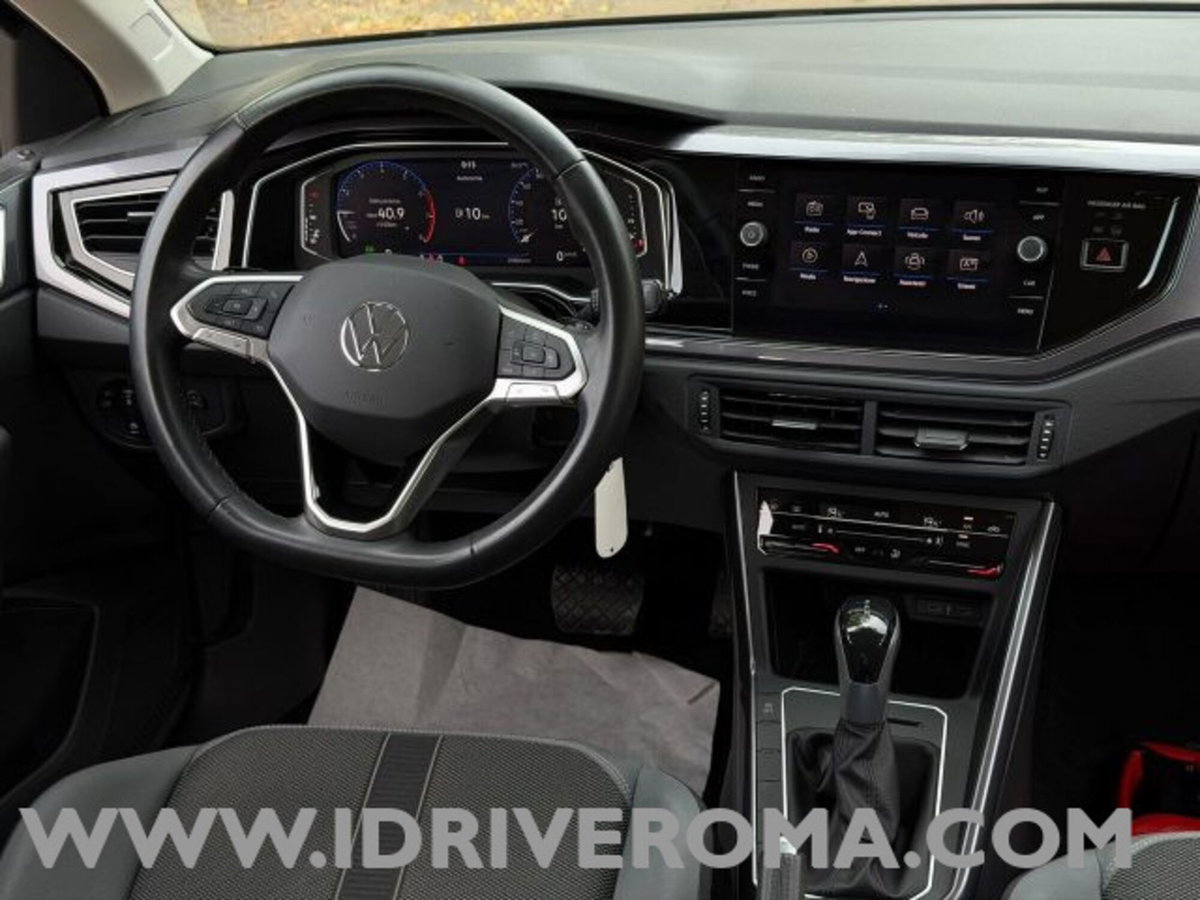 Volkswagen Polo 1.0 tsi Style 95cv dsg (6)