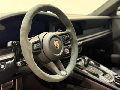 Porsche 911 Coupé 3.6 Carrera 4 GTS auto (17)