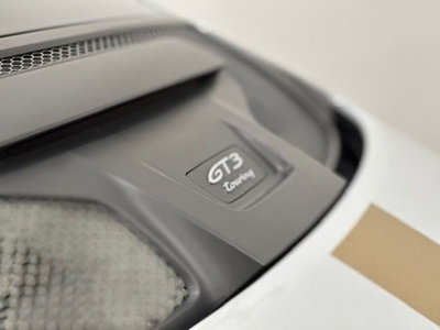 Porsche 911 Coupé 4.0 GT3 con pacchetto Touring (16)