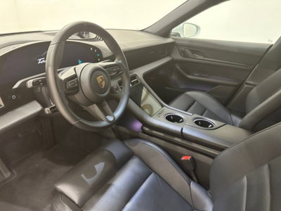 Porsche Taycan 4S Performance (13)