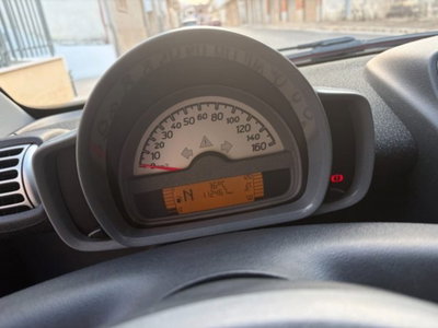 smart Fortwo 1000 52 kW MHD coupé passion (14)