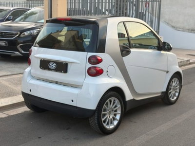 smart Fortwo 1000 52 kW MHD coupé passion (3)