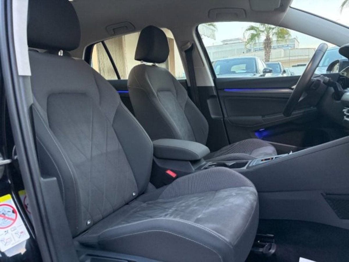 Volkswagen Golf Variant 2.0 tdi Style 150cv dsg (11)