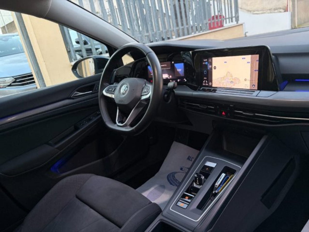 Volkswagen Golf Variant 2.0 tdi Style 150cv dsg (12)