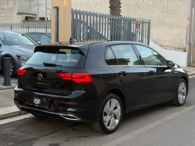 Volkswagen Golf Variant 2.0 tdi Style 150cv dsg (4)