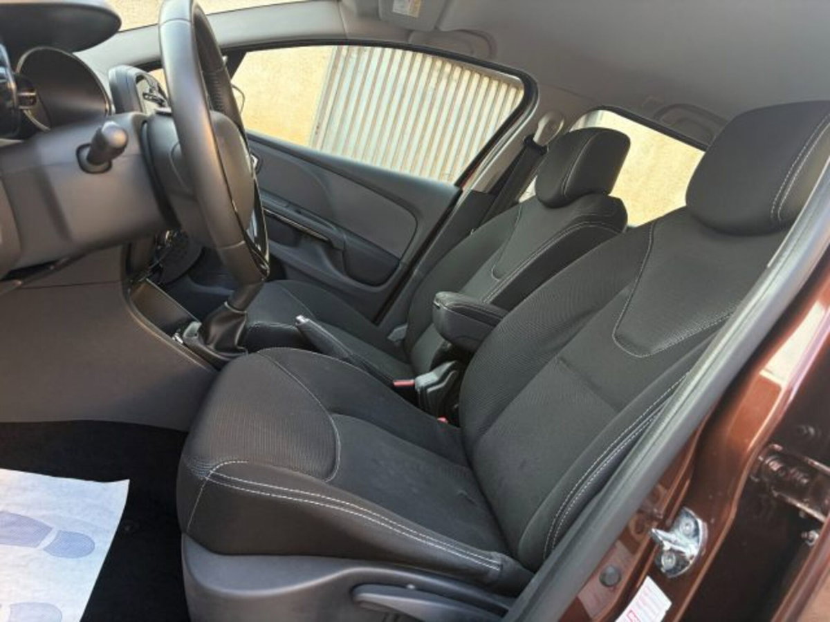 Renault Clio Sporter dCi 8V 75CV Start&Stop Energy Life (17)