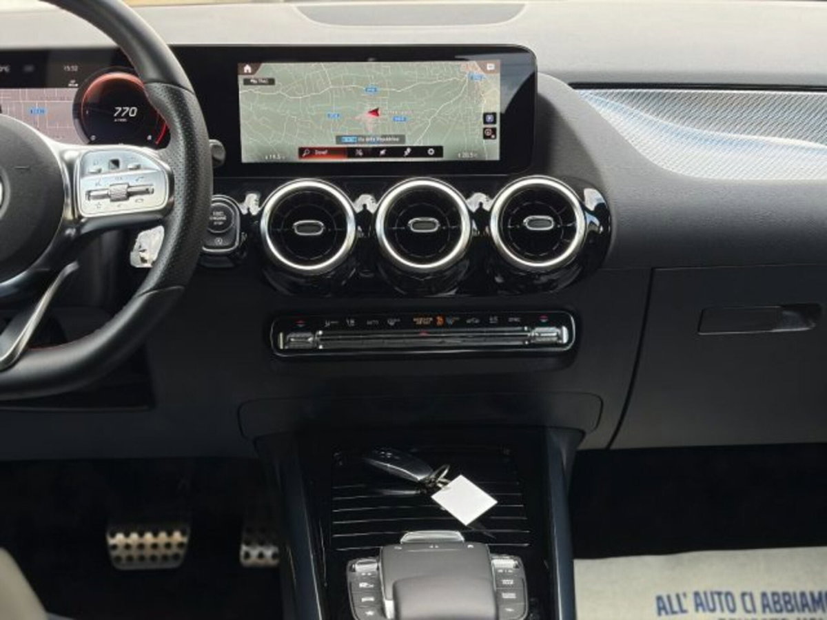 Mercedes-Benz Classe B 180 d Automatic Premium (14)