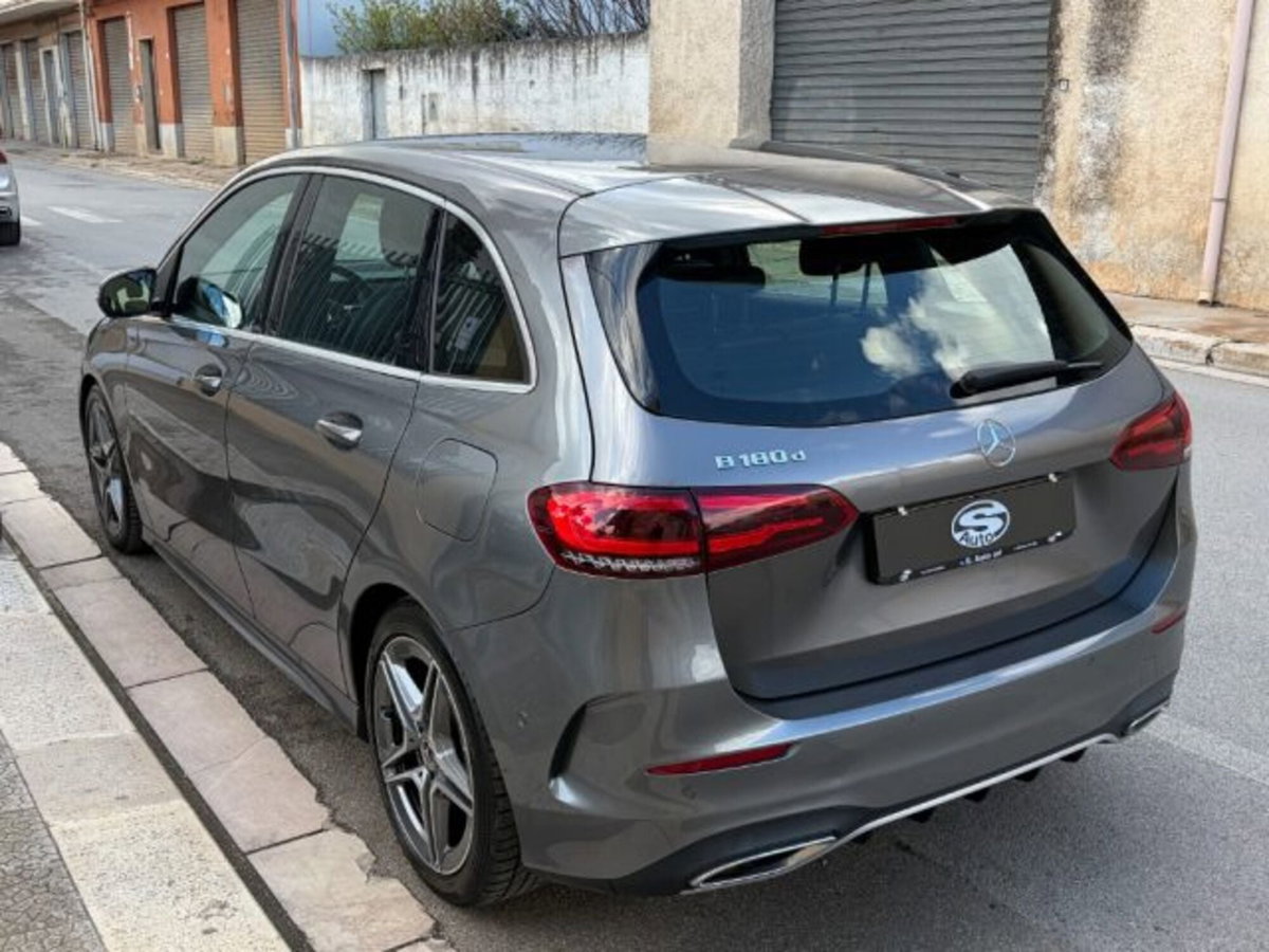 Mercedes-Benz Classe B 180 d Automatic Premium (7)