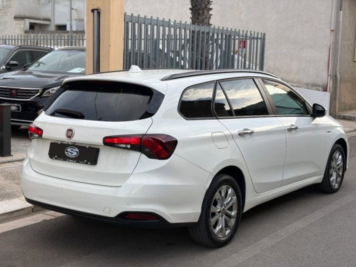 Fiat Tipo Station Wagon Tipo 1.4 SW Lounge (3)
