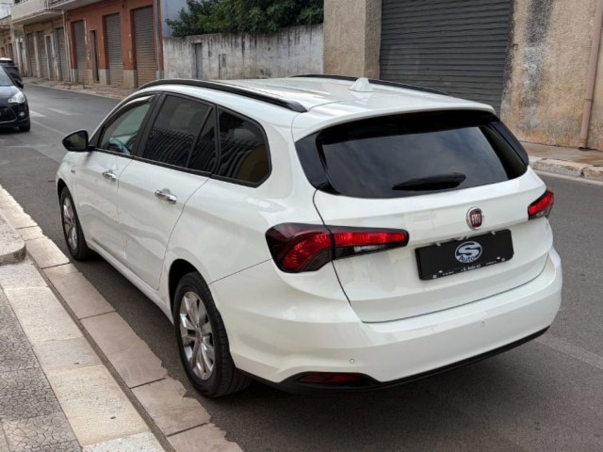 Fiat Tipo Station Wagon Tipo 1.4 SW Lounge (6)