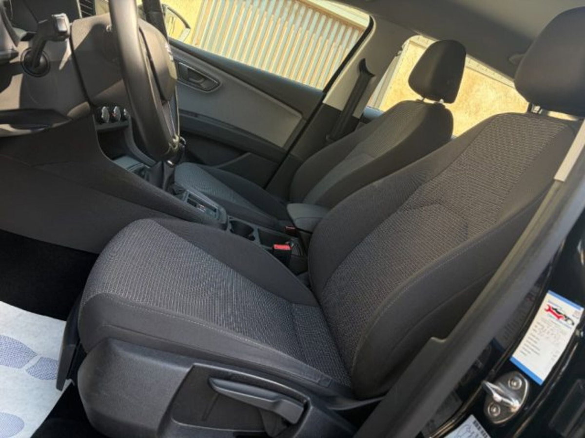 SEAT Leon 1.6 TDI 115 CV 5p. Style (12)