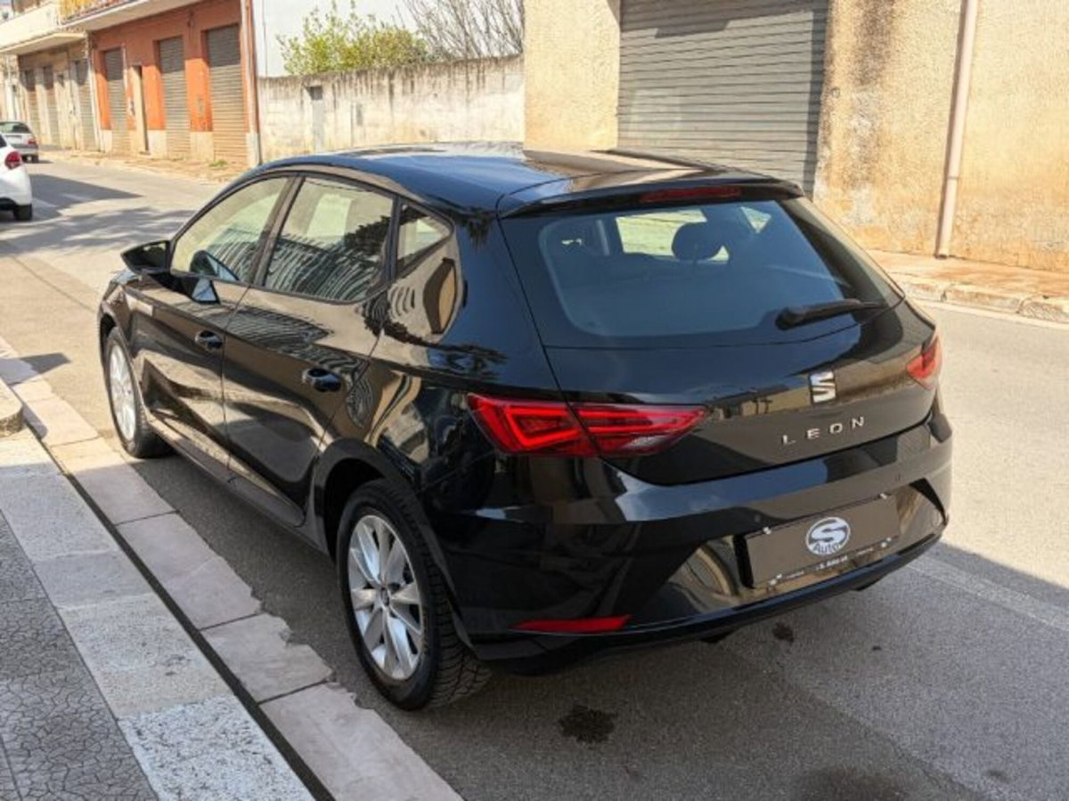 SEAT Leon 1.6 TDI 115 CV 5p. Style (5)