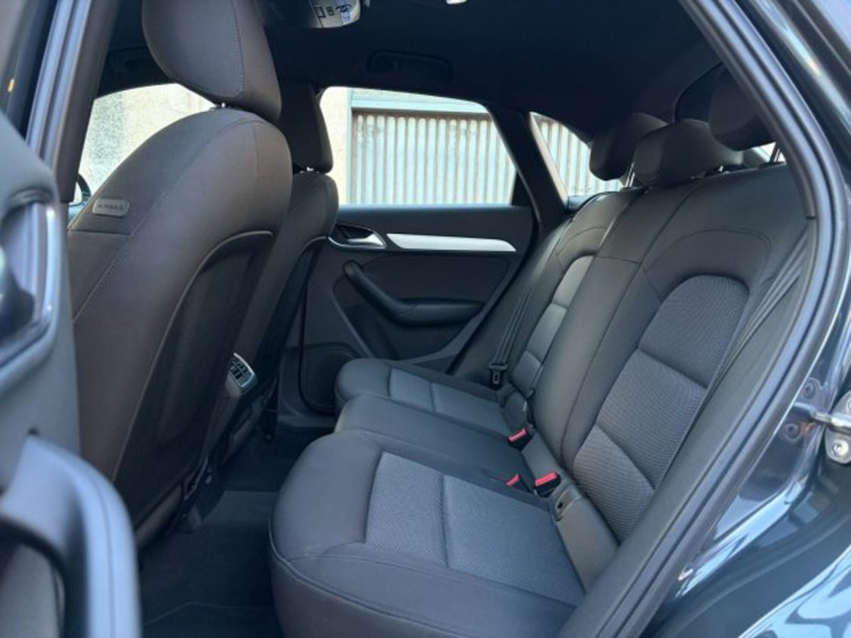 Audi Q3 2.0 TDI 150 CV quattro edition Sport (17)
